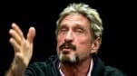 Những người chơi Bitcoin và tiền mã hóa tại Việt Nam phát cuồng vì “ông đồng” John McAfee