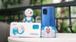 Mở hộp smartphone Doraemon giá gần 10 triệu đồng của Xiaomi