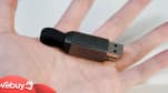 Cận cảnh cáp sạc inCharge 6: Bé xíu, treo vào móc chìa khóa, thiết kế siêu bền, 6 cổng kết nối, giá hơi chát nhưng “xắt ra miếng”