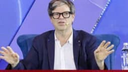 'AI sẽ chẩn đoán, điều trị cho bệnh nhân nhanh như công nghiệp lắp ráp ô tô'